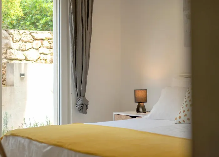 Marin - Zf Hvar فربوسكا